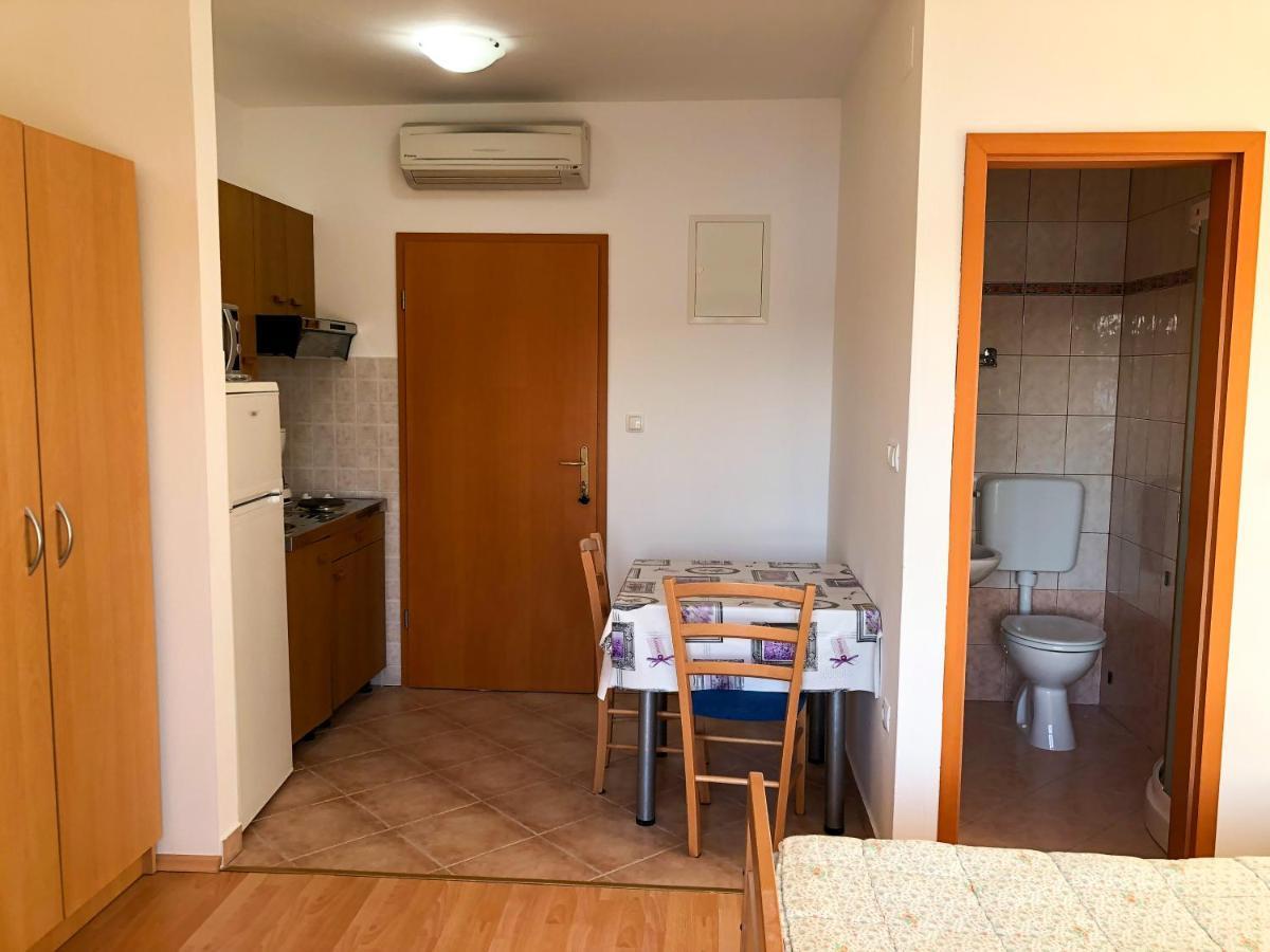 Apartments Palit Rab Екстериор снимка