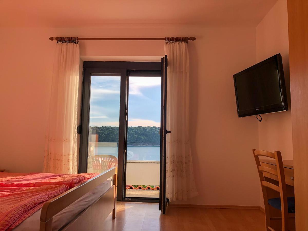 Apartments Palit Rab Екстериор снимка