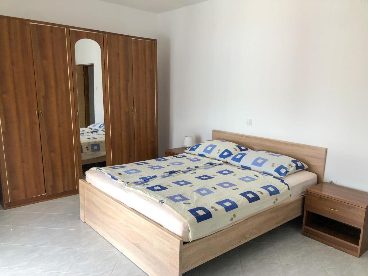 Apartments Palit Rab Екстериор снимка